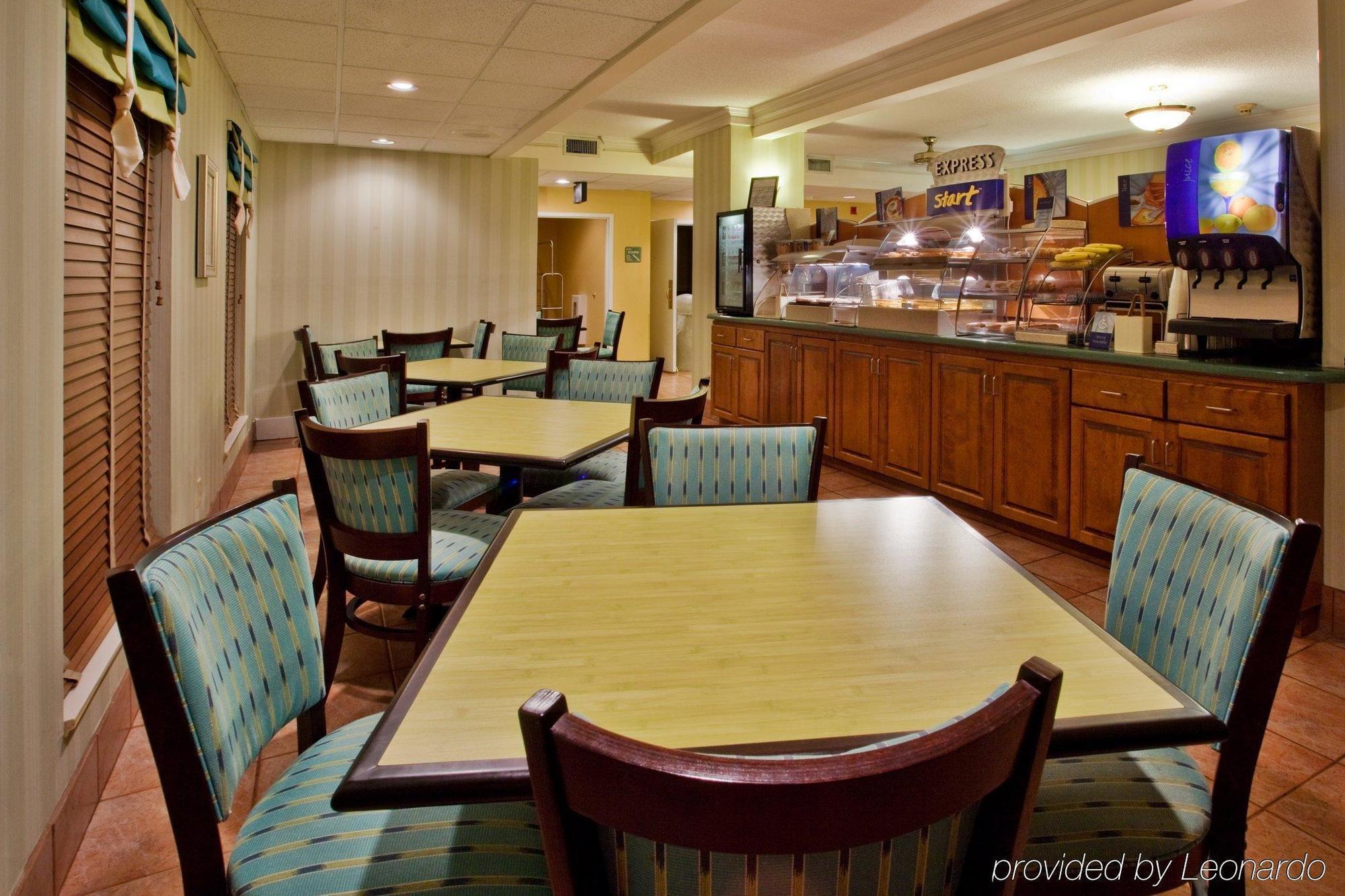 Holiday Inn Express Saint Simons Island By Ihg St. Simons Island Étterem fotó