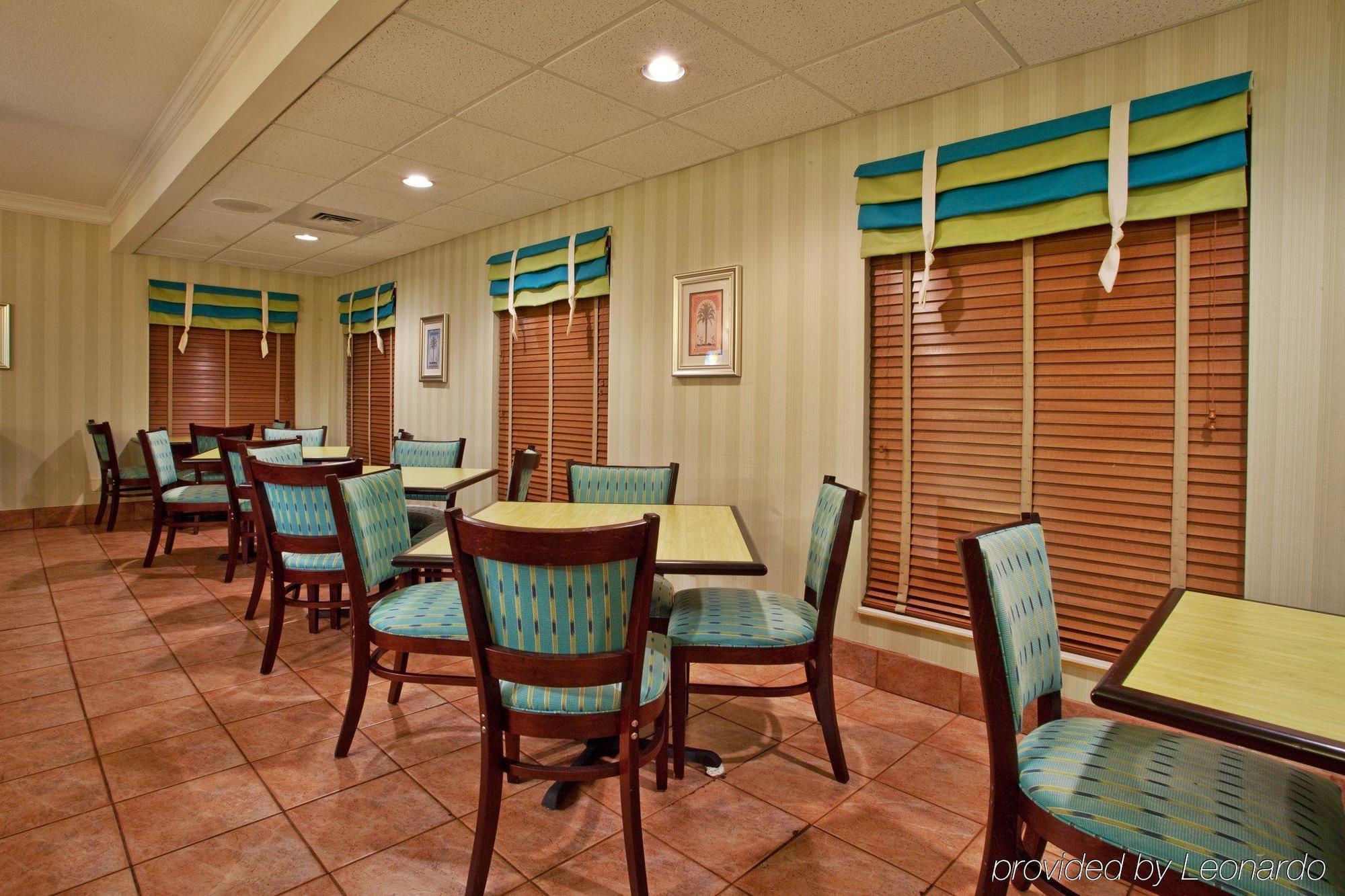 Holiday Inn Express Saint Simons Island By Ihg St. Simons Island Étterem fotó